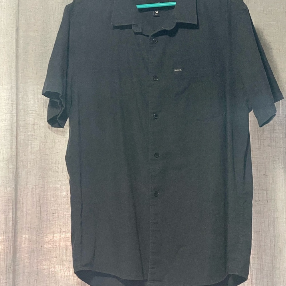 Hurley Men's Black Casual Button Down Shirt